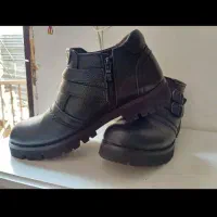 کفش و نیم بوت مردانه وزنانه