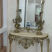 آینه و شمعدان