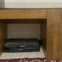 میز تحریر و کمد