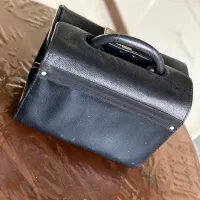 کیف لوازم تتو و ناخن|آرایشگاه و سالن‌های زیبایی|مبارکه, |دیوار