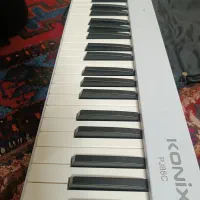 پیانو  تاشو  کونیکس  pj88c