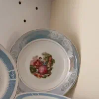 بشقاب با طرح دو دختر