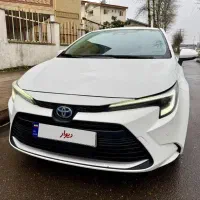 تویوتا لوین هیبرید1800