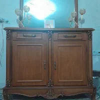 بوفه و ایینه کنسول