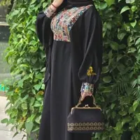 نیازمند برشکار ماهر و خیاط ماهر خانم و جواهر دوز