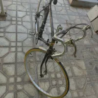 دوچرخه کورسی در حد نو|دوچرخه، اسکیت، اسکوتر|هشتگرد, هشتگرد قدیم|دیوار