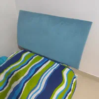 فروش تخت کودک با دوتاکمد و تشک در حد نو و عالی