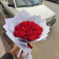دسته‌گل رز حرفه‌ای مناسب مناسبت‌ها