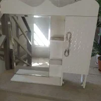 روشویی کارکرده به همراه آینه وباکس|لوازم حمام|ملارد, |دیوار