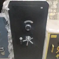 گاوصندوق تو‌ دوزی شده فوق لاکچری