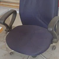 میز اداری سالم و تمیز با صندلی چرخدار|میز تحریر و کامپیوتر|اندیمشک, |دیوار