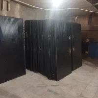 نیروساده و مونتاژ کار درب