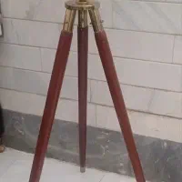 ساعت پایه دار