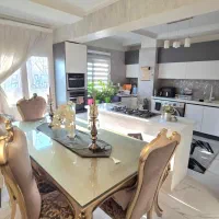 شهرک لاله ۱۱۵ متر ۳ خواب بالکن دار مشجر