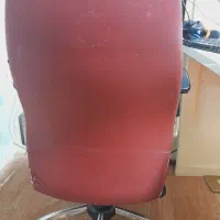 صندلی در حد نو مناسب کار های روزمره