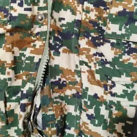 لباس دیجیتال سبز