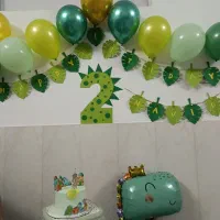 تم تولد دایناسور