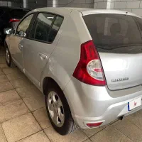 رنو ساندرو اتوماتیک، مدل ۱۳۹۴