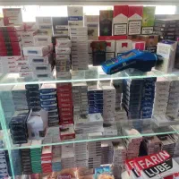 ویترین سیگاری و خوراکی|فروشگاه و مغازه|صدرا-فارس, فاز ۱|دیوار