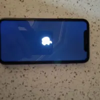 اپل iPhone XR با حافظهٔ ۱۲۸ گیگابایت
