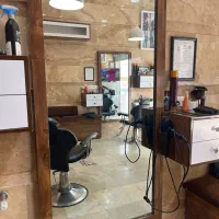 آینه ، آرایشگاه