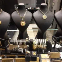 تمامی طلا ها مستعمل است