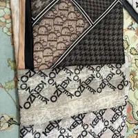 عروسک و لباس