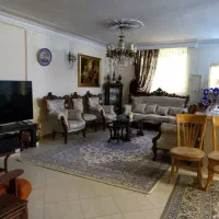 100متر-طبقه-اول-حیاط-خلوت-اختصاصی-j