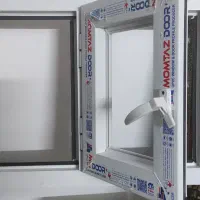 پنجره پی وی سی