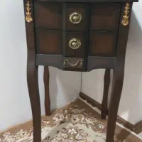 میز تلفن و دکوری