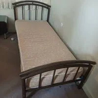 تخت خواب فلزی