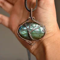 دستبند و گردنبند سنگ طبیعی و معدنی