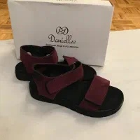 صندل زنانه دنیلی