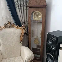 تاب ریلکسی و ساعت ایستاده