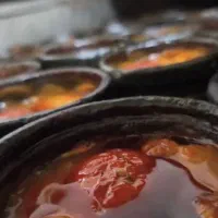کارگر غذاخوری