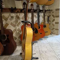 گیتار اسپانیایی کوئینکا مدل 30 f اورجینال سری اول|گیتار، بیس، امپلیفایر|تهران, سهروردی|دیوار