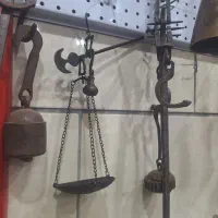 اجناس قدیمی وتزئینی|کلکسیون اشیاء عتیقه|یزد, |دیوار