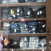 حراج انواع شلوار جین به علت جمع اوری مغازه