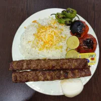 تهیه غذای کنزو.غذای آماده|خدمات پذیرایی، مراسم|خرم‌آباد, |دیوار