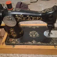 چرخ خیاطی قدیمی