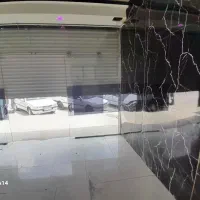 یک واحد تجاری اجاره داده میشود