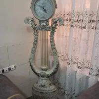 ساعت ایستاده