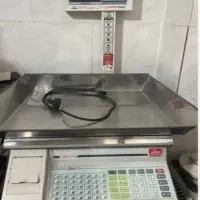 ترازو دیجیتال در حد نو