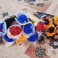 گل رز روبانی