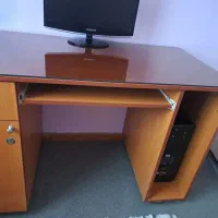 میز کامپیوتر