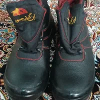 حراج لباس کار و کفش کار