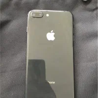 اپل iPhone 8 Plus با حافظهٔ ۶۴ گیگابایت