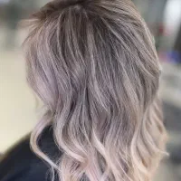 پذیرش هنرجوی کاربامواددکلره رنگ ولایت