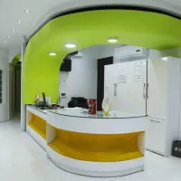 فروشنده خانم