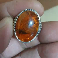 انگشتر کهربای طبیعی